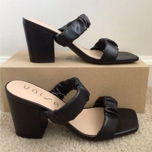 UNISA WOMENS CYLA SLIDE SANDAL